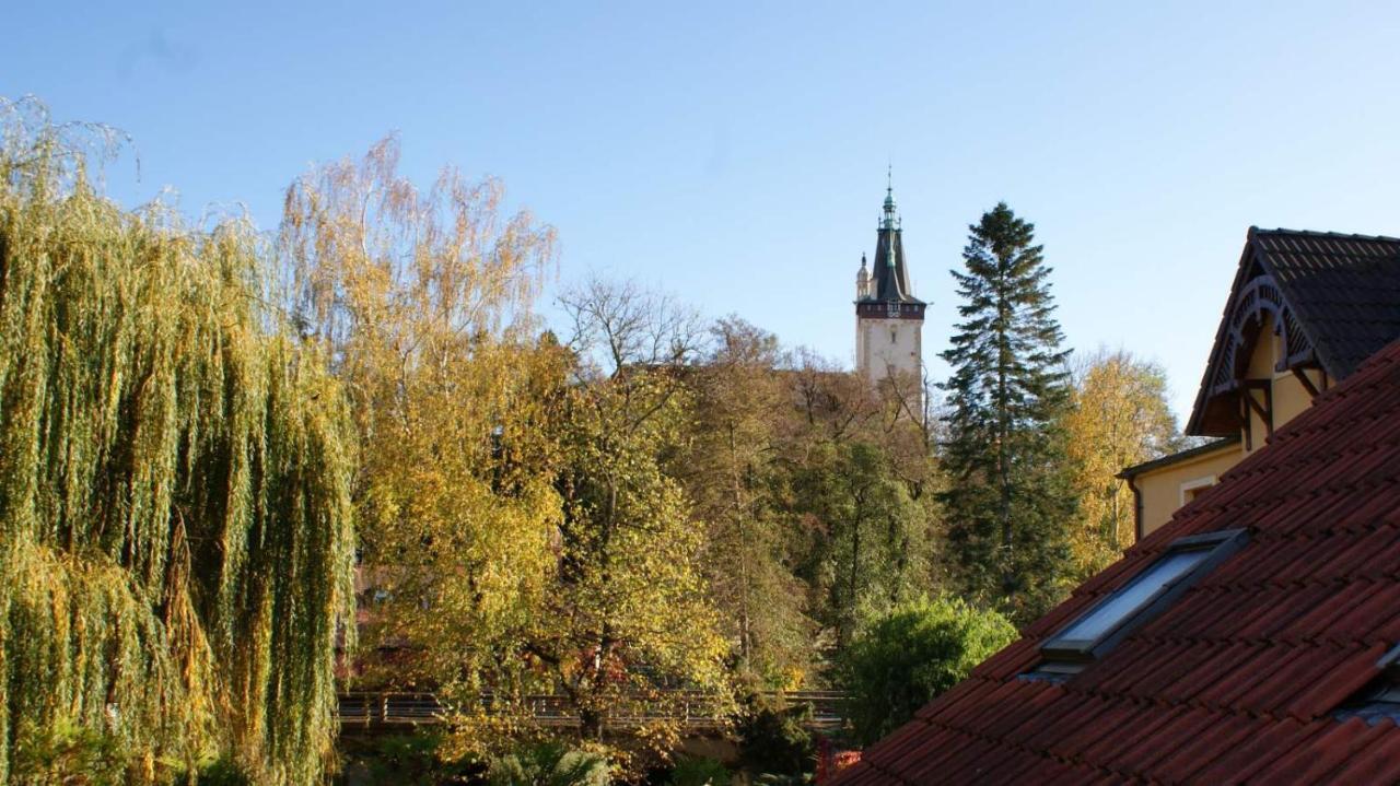 Penzion Pod Zámkem Průhonice Esterno foto