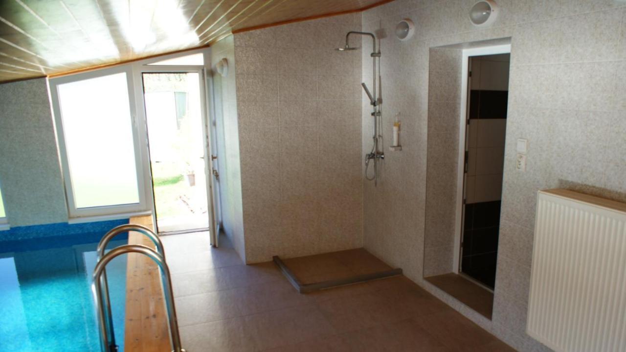 Penzion Pod Zámkem Průhonice Esterno foto